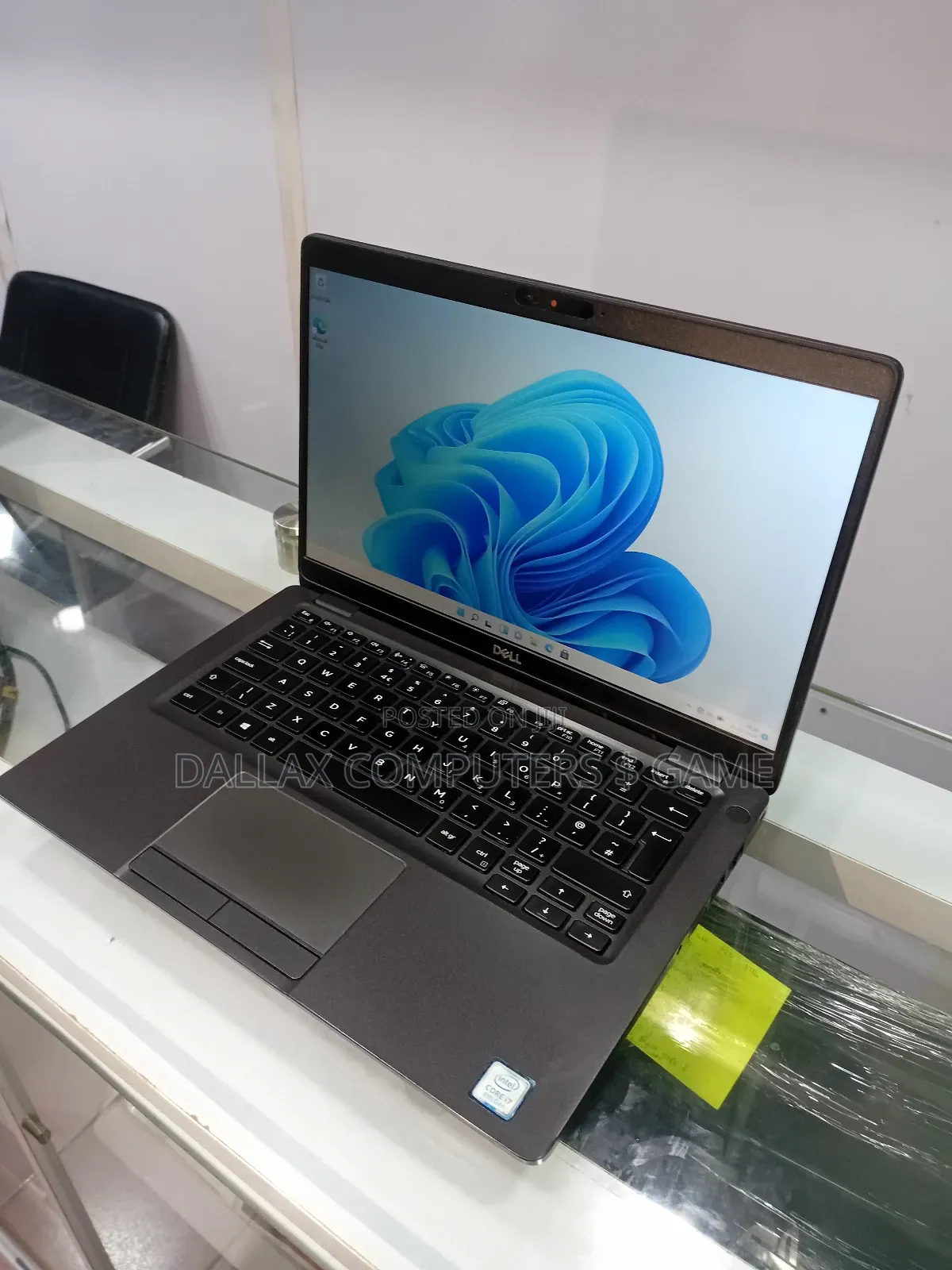 Laptop Dell Latitude 5300 8GB Intel Core i7 SSD 256GB