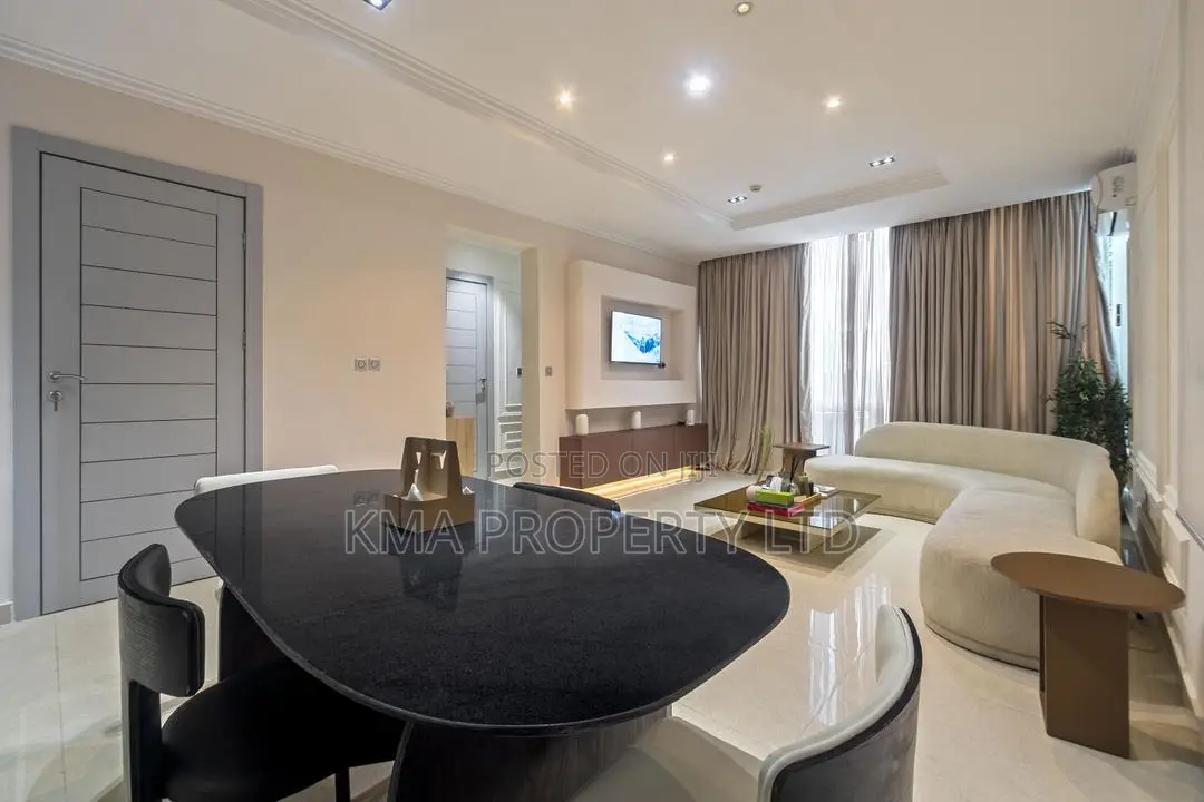 Luxurious 2 Bedroom Apartment With Swimming Pool and Gym