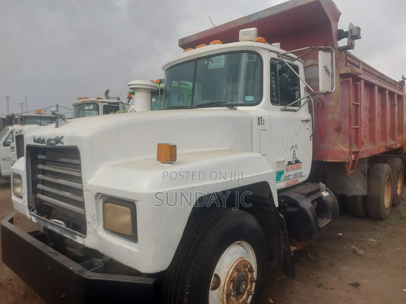 Tokunbo Rd Mack 10 Tyres Dump Truck With Ten Bolts Rim Big Axle