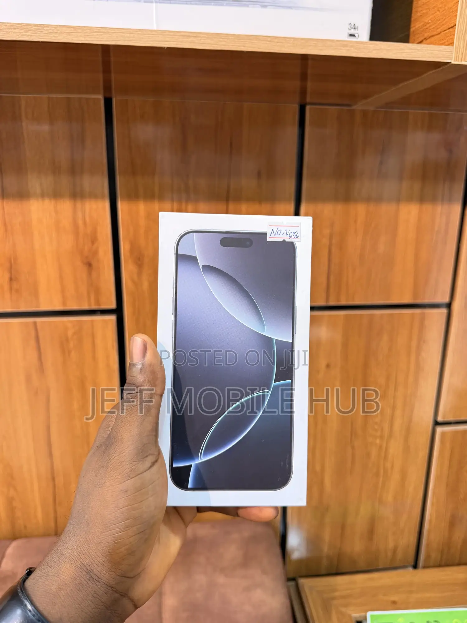 New Apple iPhone 16 Pro Max 256 GB Black