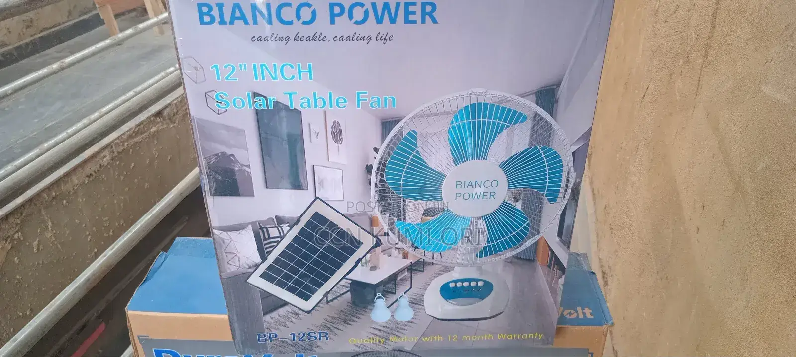 Bianco Power 12-Inch Solar Table Fan With Panel and Bolb