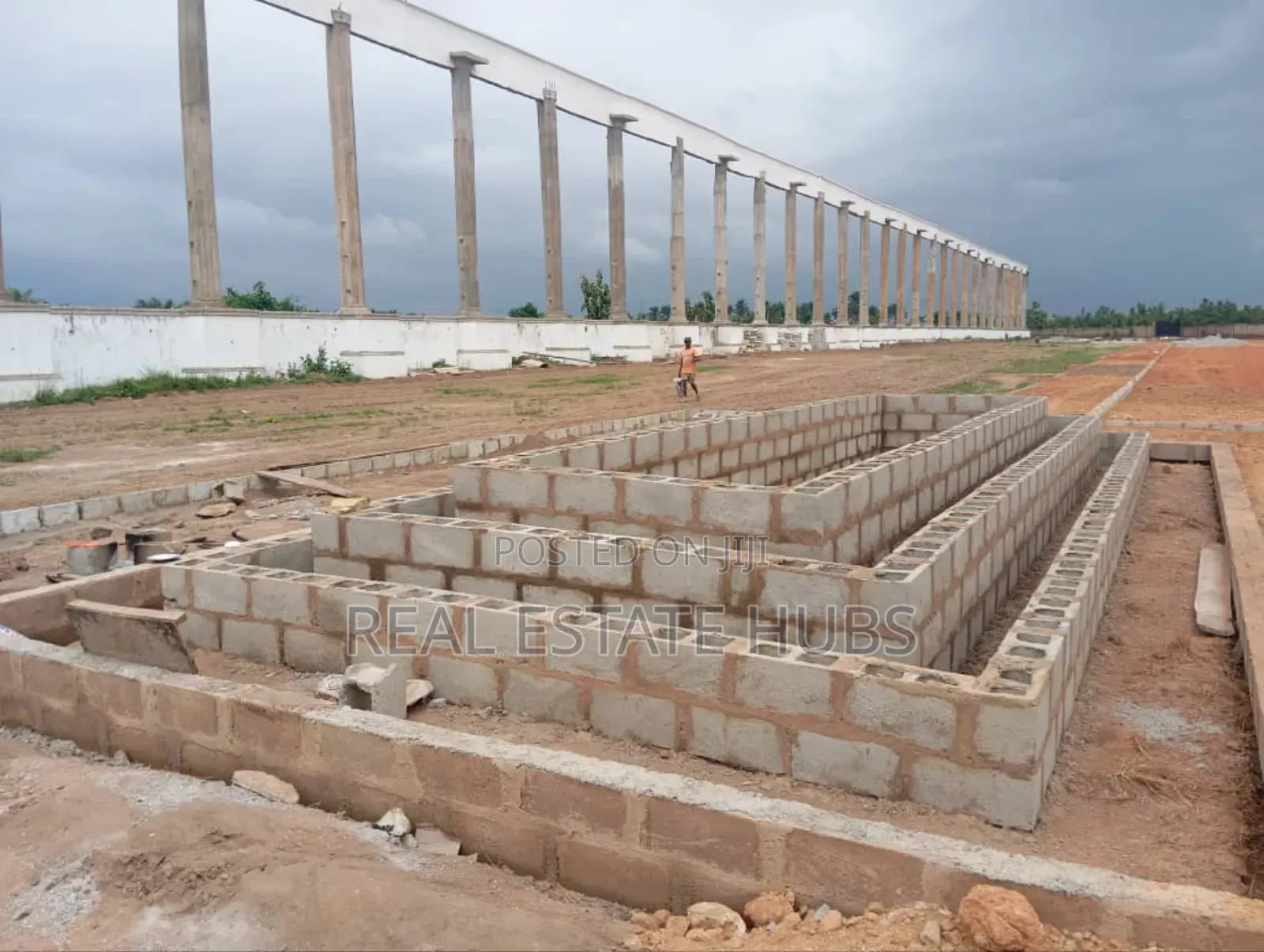 Lands Available for Sale in Moniya