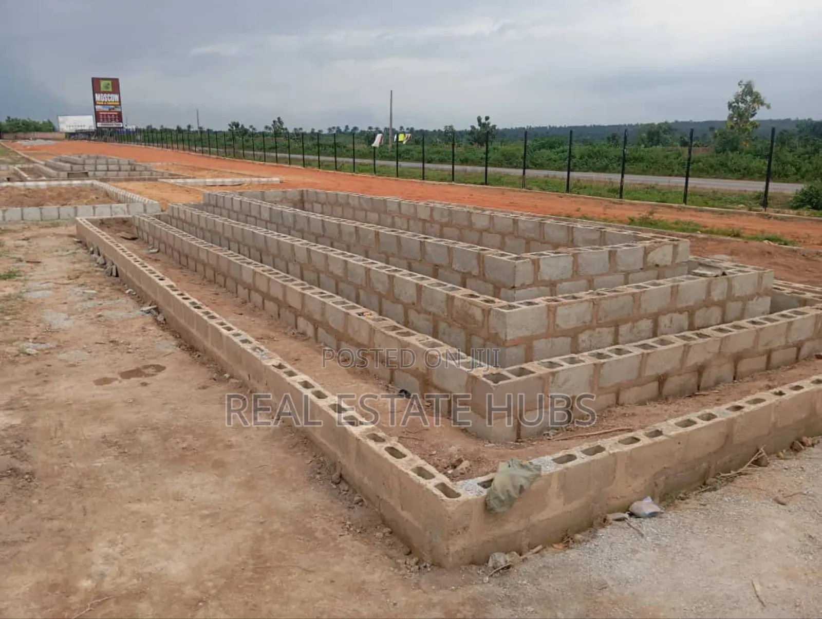 Lands Available for Sale in Moniya