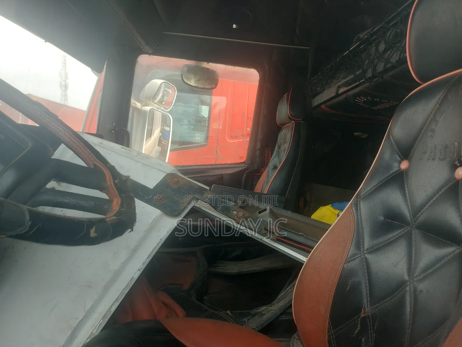 Tokunbo Scania Six Tyres Head Truck With Superb Engine Big Axle