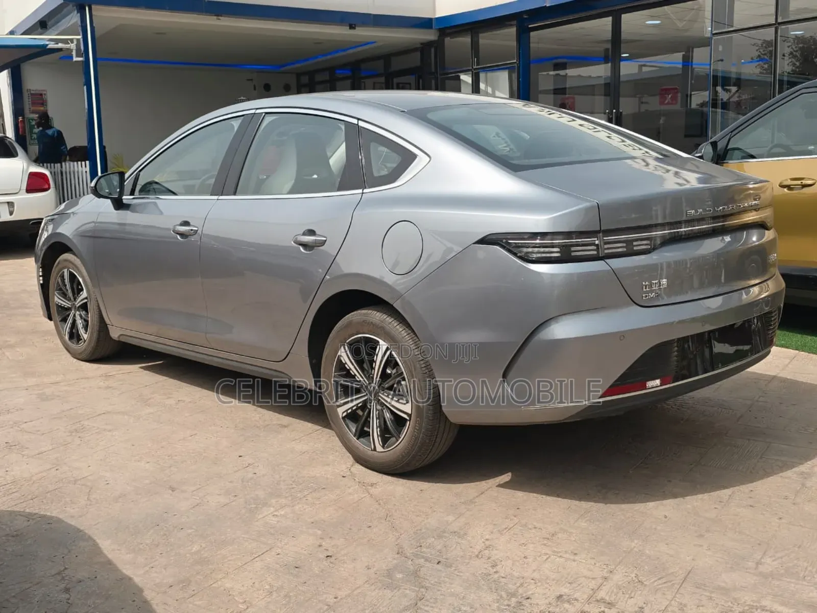 BYD Seal DM-i 2023 Silver