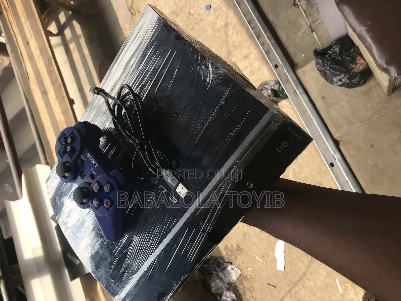 Playstation 3 Fat Console 1pad 5games