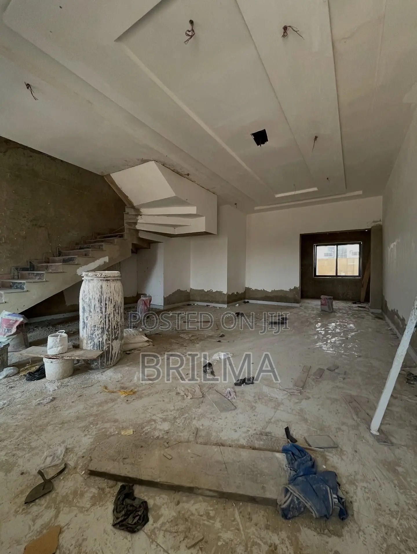 4bdrm Duplex in Jahi for sale