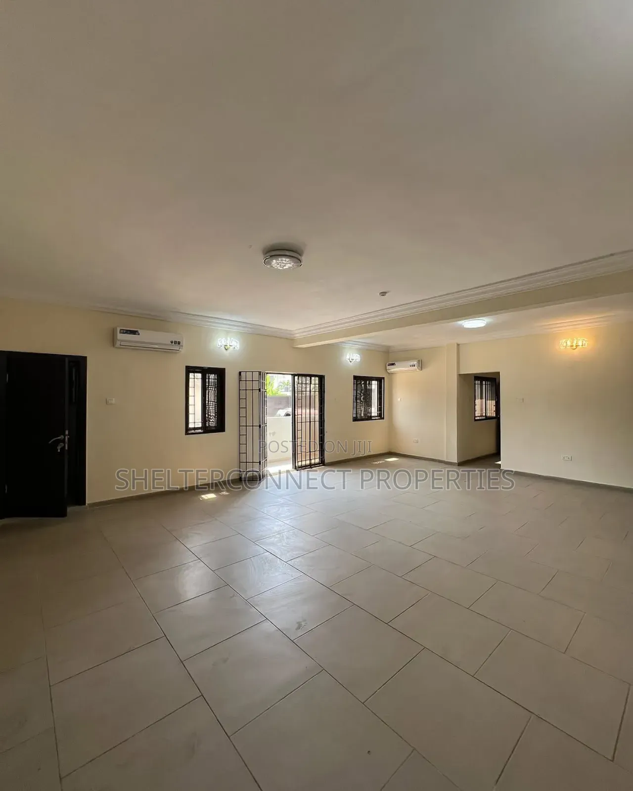 3bdrm Apartment in Lekki Phase 1 for rent