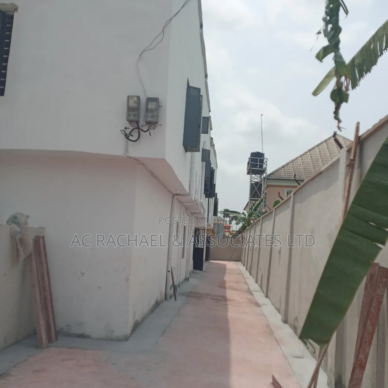 3bdrm Block of Flats in Ago Palace Way Okota for sale