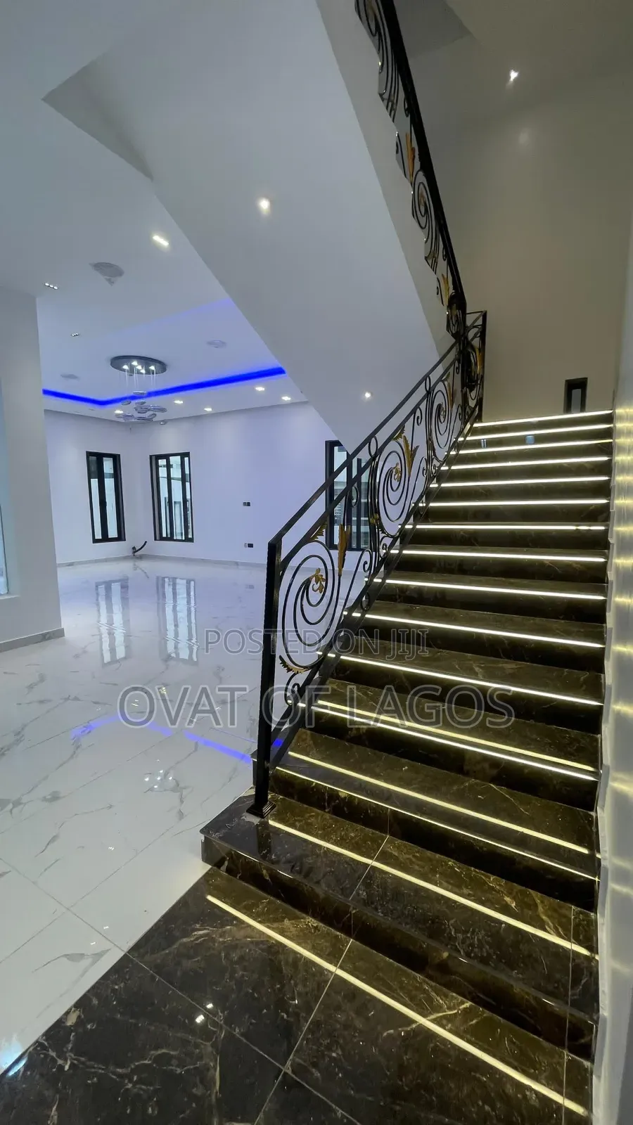 7bdrm Duplex in Pinnock Beach Estate, Osapa london for sale
