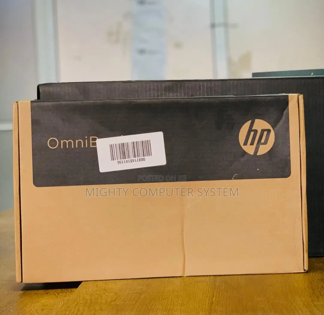 New Laptop HP OmniBook 5 14" 16GB Intel Core i7 SSD 512GB