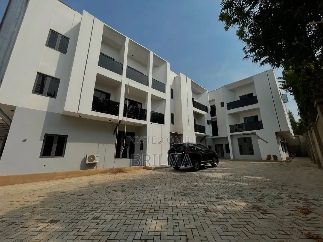 4bdrm Duplex in Jahi for sale