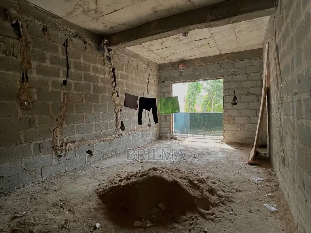 4bdrm Duplex in Jahi for sale