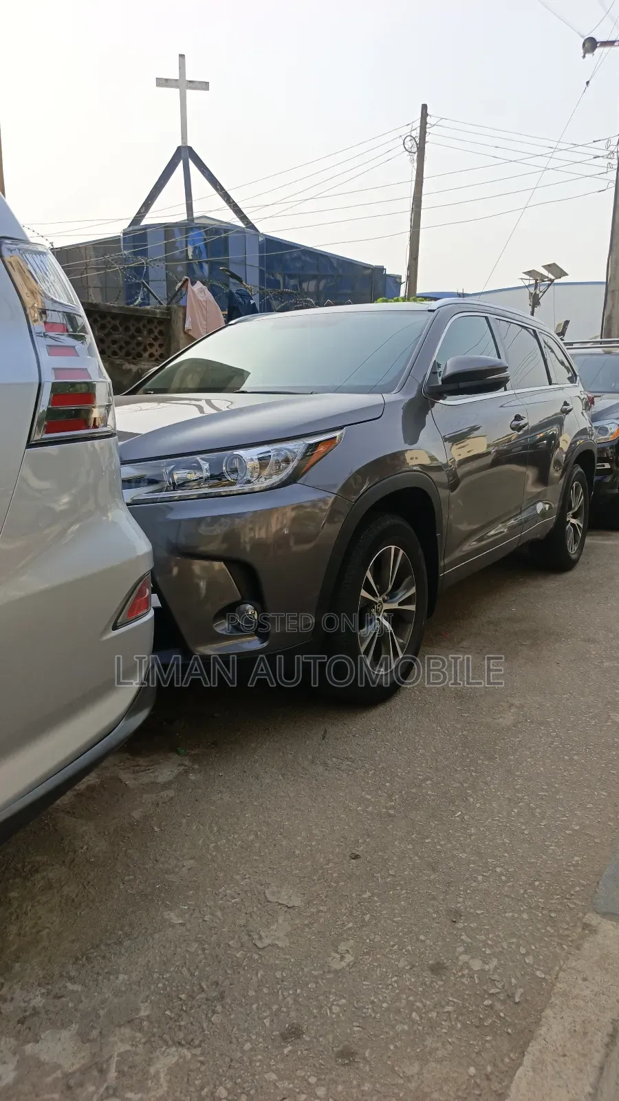 Toyota Highlander XLE 4x2 V6 (3.5L 6cyl 8A) 2018 Gray