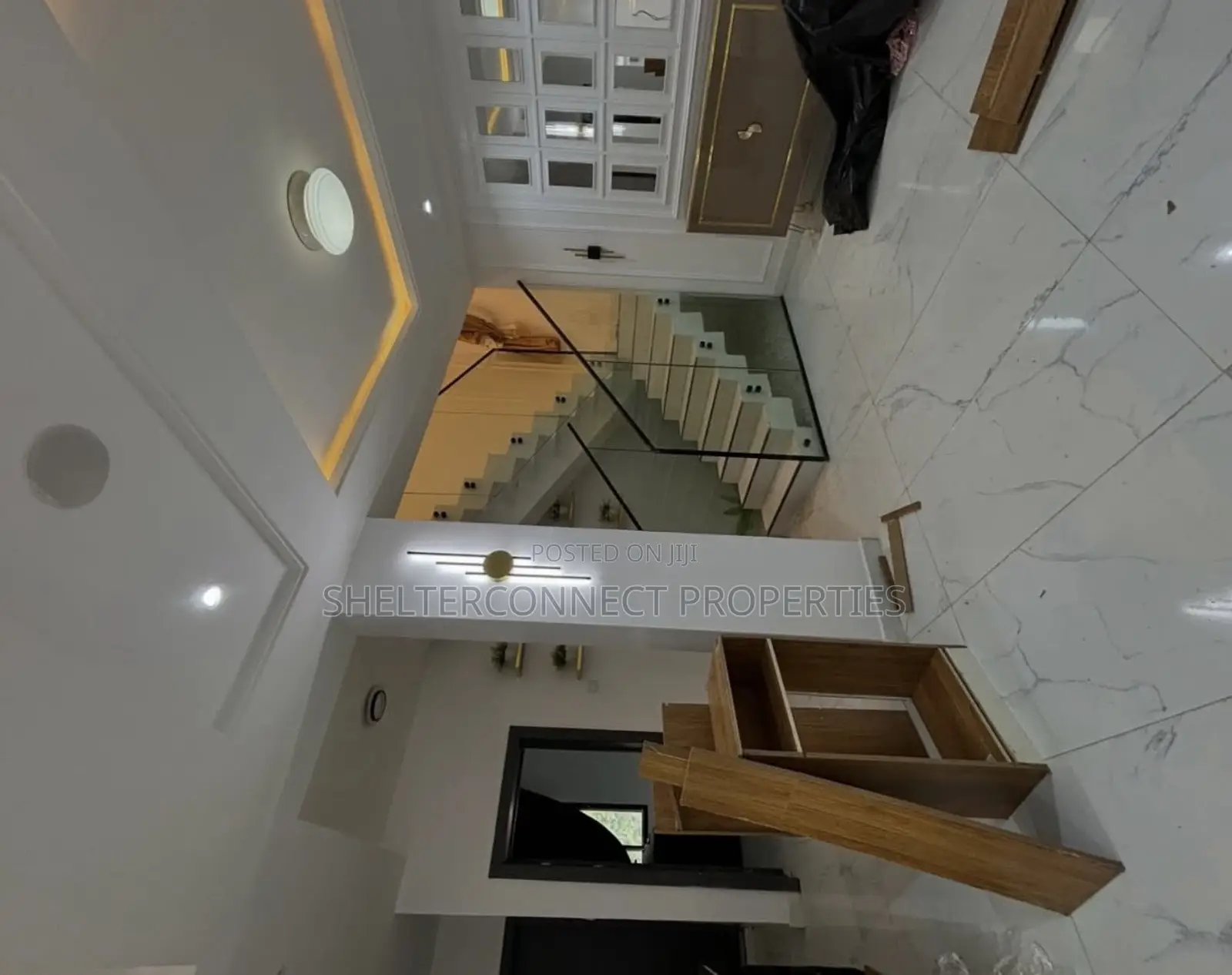 4bdrm Maisonette in Lekki Phase 1 for rent