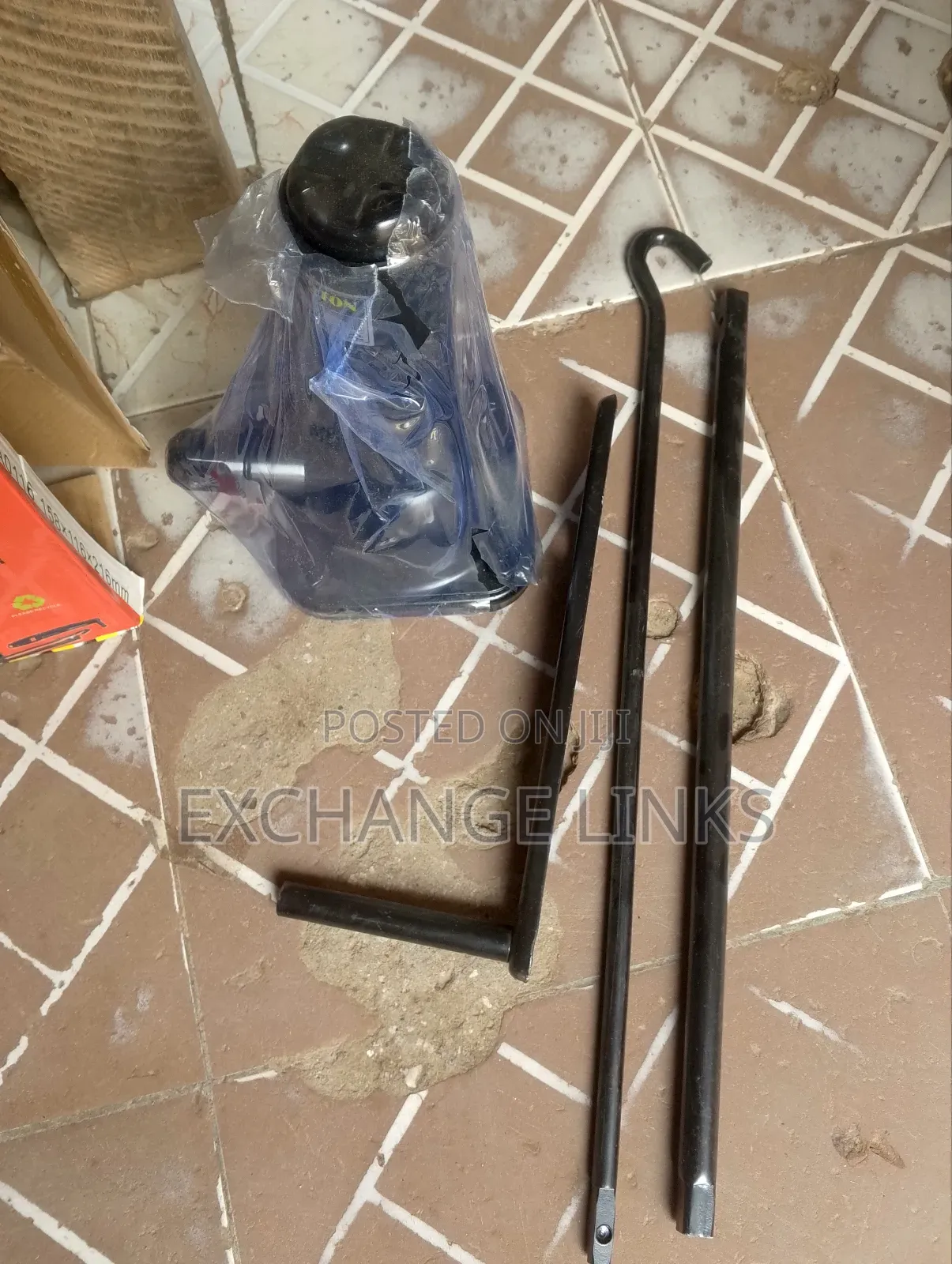 2 Ton Jack for Prado and Jeeps
