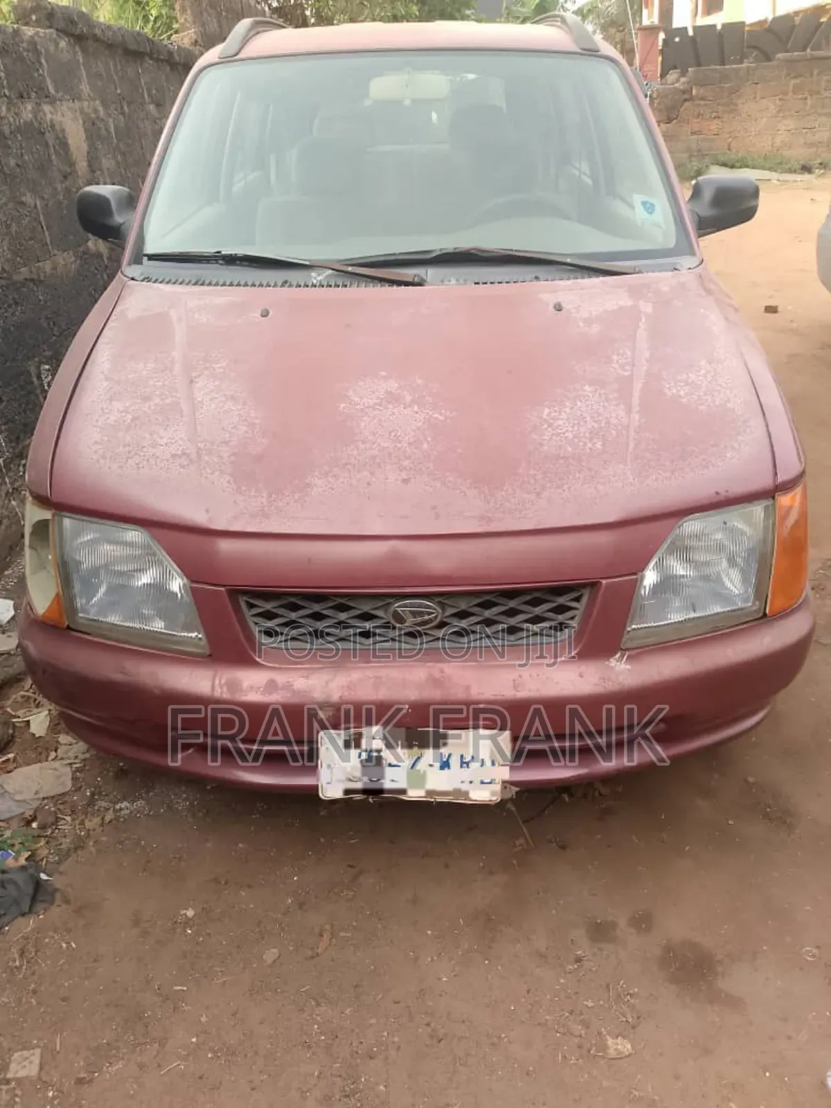 Daihatsu Cuore 2000 Red