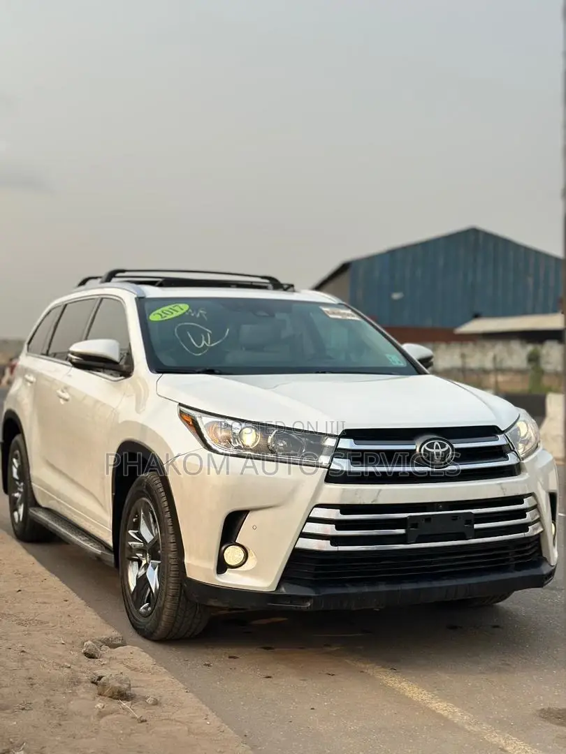 Toyota Highlander Limited 4x2 V6 (3.5L 6cyl 8A) 2017 White