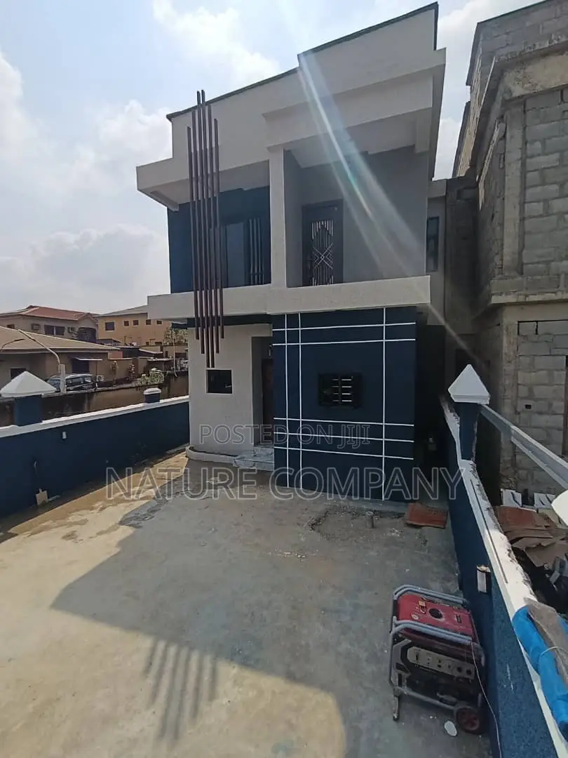 4bdrm Duplex in Before Channels Tv, Isheri North for sale