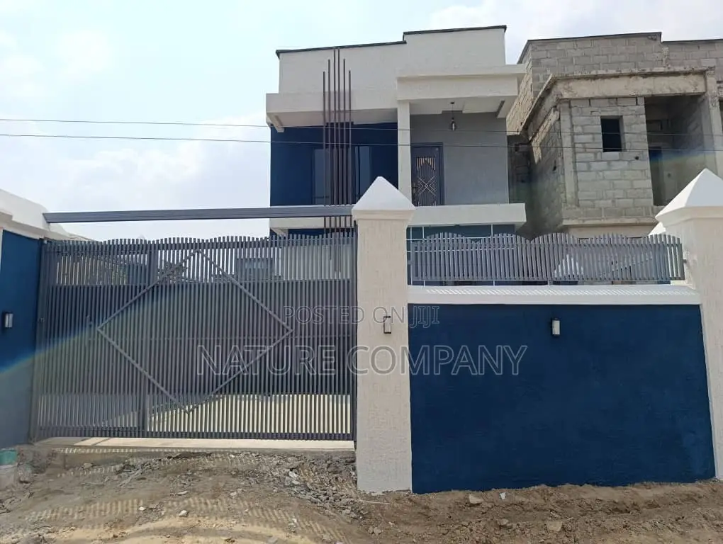 4bdrm Duplex in Before Channels Tv, Isheri North for sale