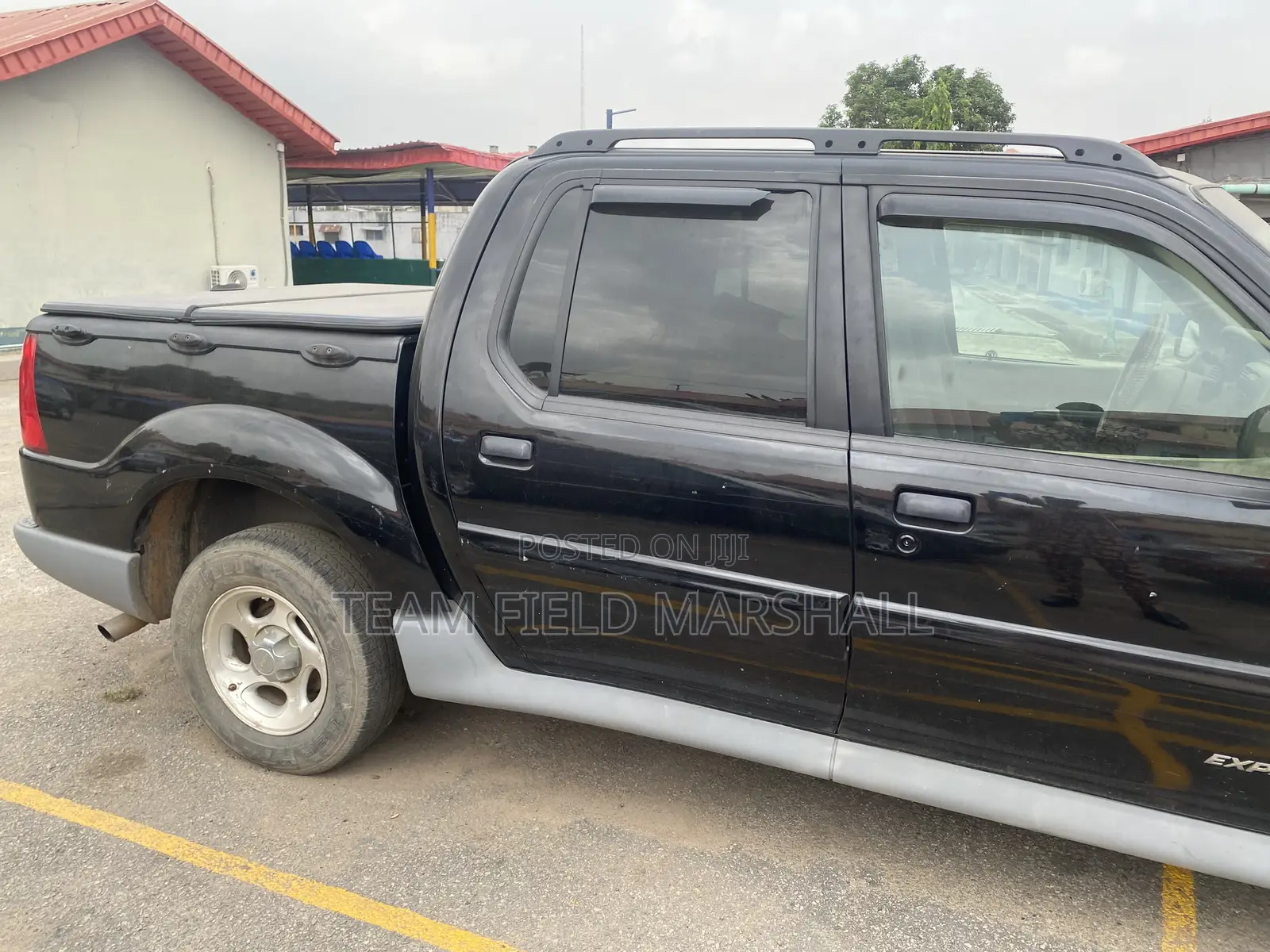 Ford Explorer Sport Track 2005 Black