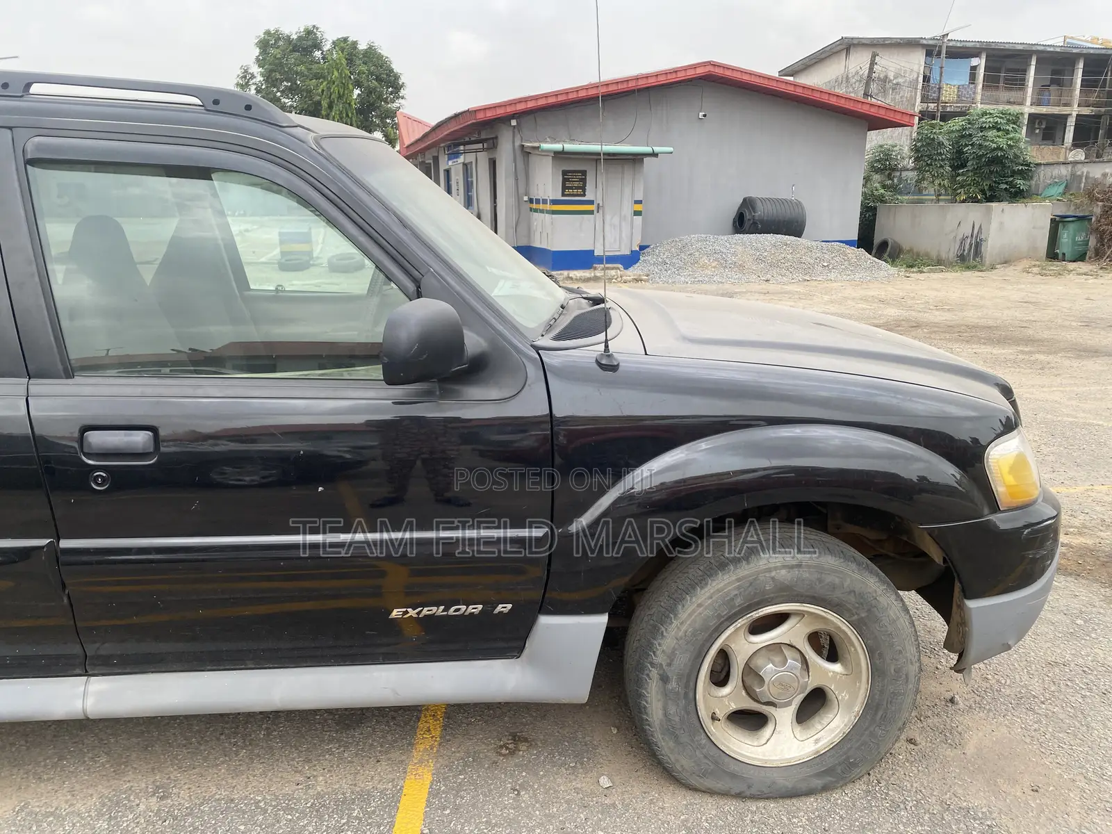 Ford Explorer Sport Track 2005 Black