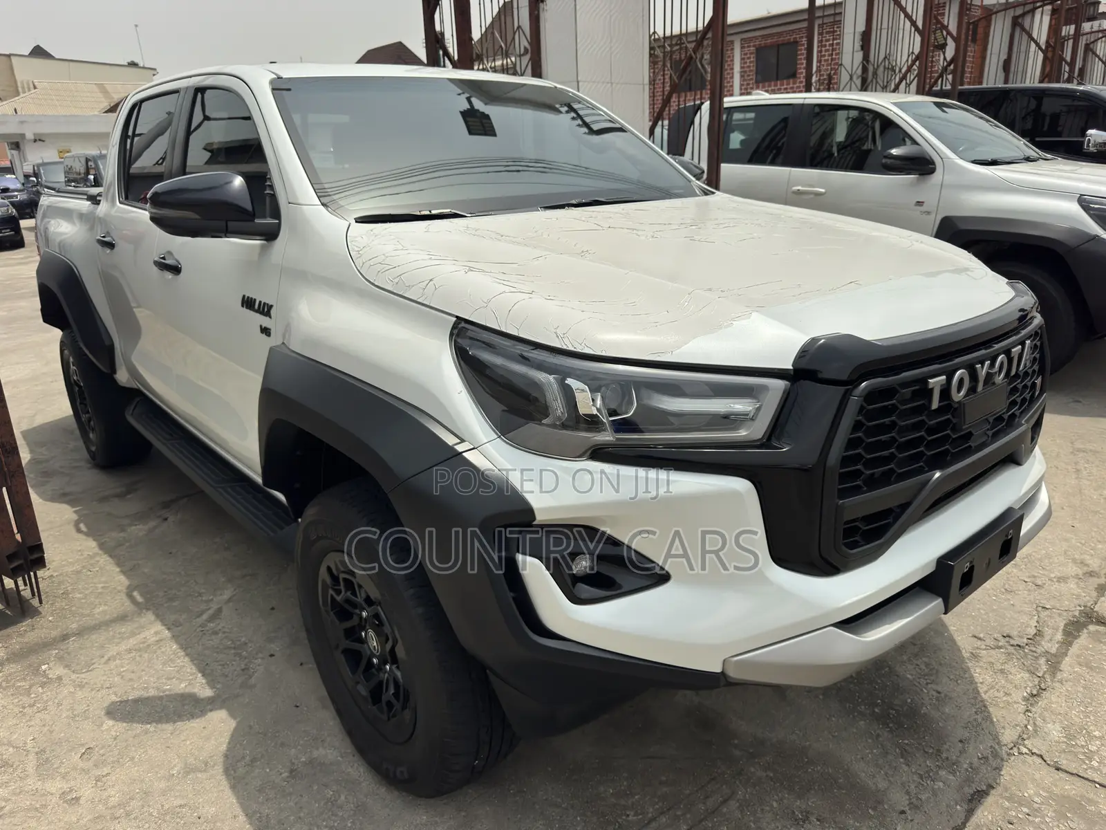 New Toyota Hilux 2024 White