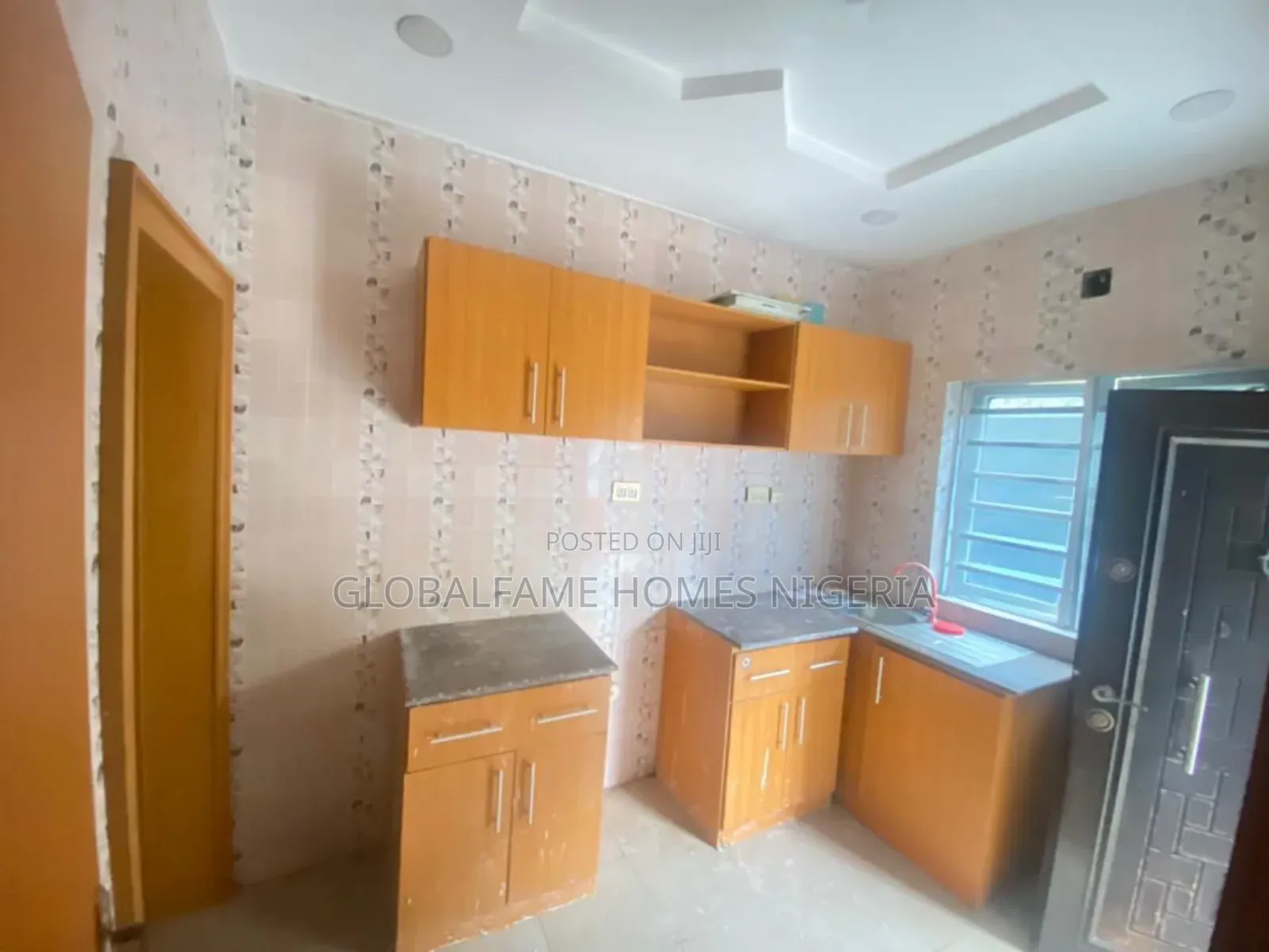 2bdrm Block of Flats in Ogunfayo Awoyaya for rent
