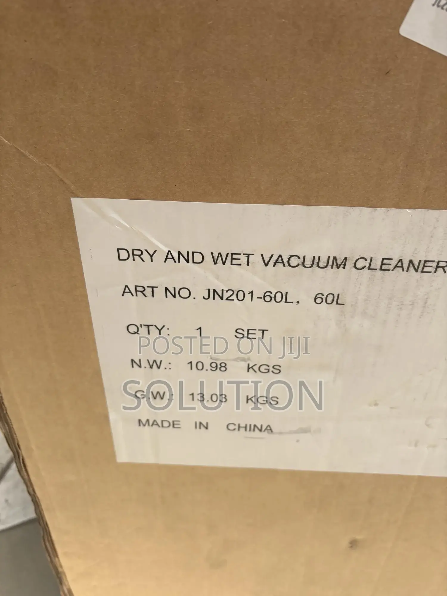 Dry And Wet Vacuum Cleaner
