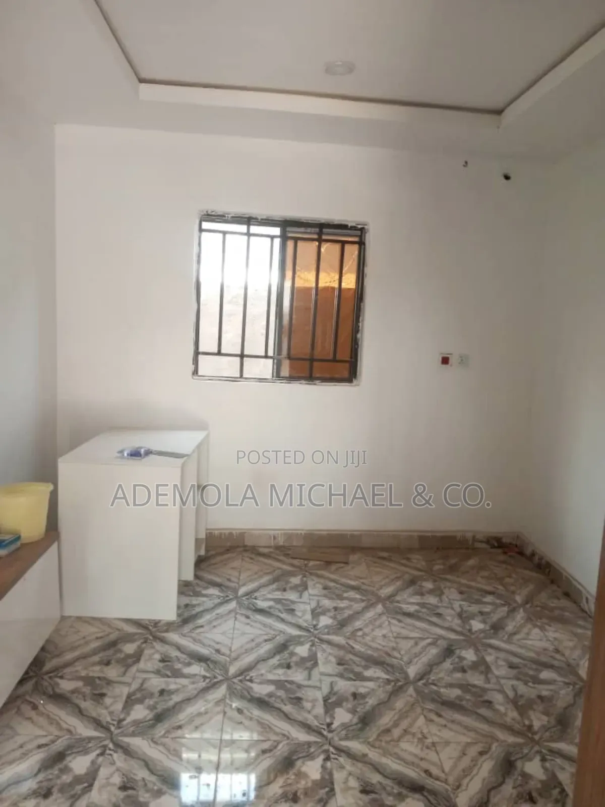 3bdrm Block of Flats in Brain And Hammer, Life Camp for rent