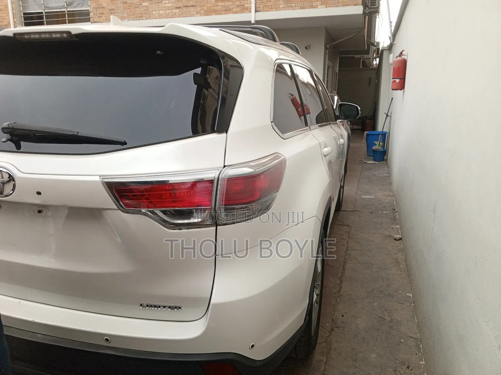 Toyota Highlander Limited 4dr SUV AWD (3.5L 6cyl 6A) 2014 White