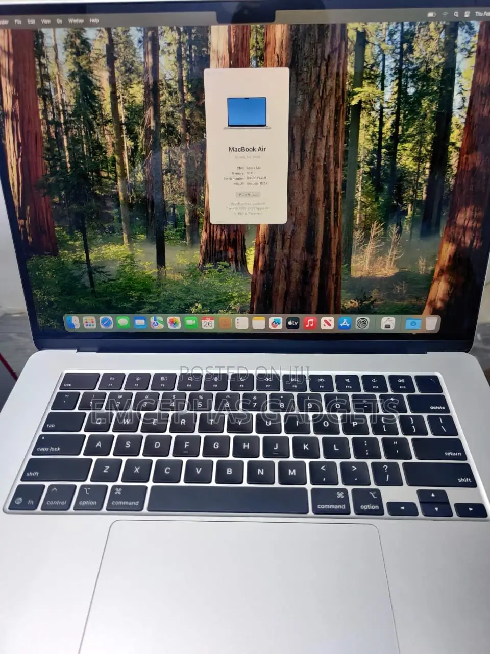 Laptop Apple MacBook Air 2025 M4 15-inch 16GB Apple M4 SSD 512GB