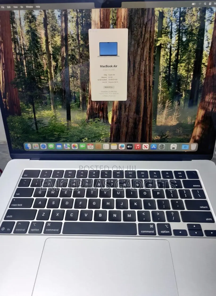 Laptop Apple MacBook Air 2025 M4 15-inch 16GB Apple M4 SSD 512GB