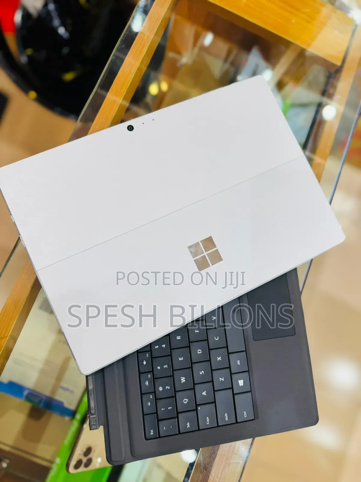 New Laptop Microsoft Surface Pro 8GB Intel Core i7 SSD 256GB
