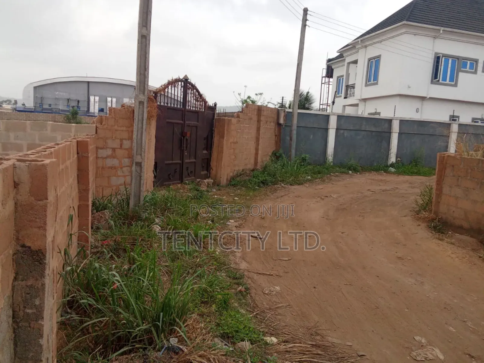 2bdrm Apartment in Emene, Enugu for sale