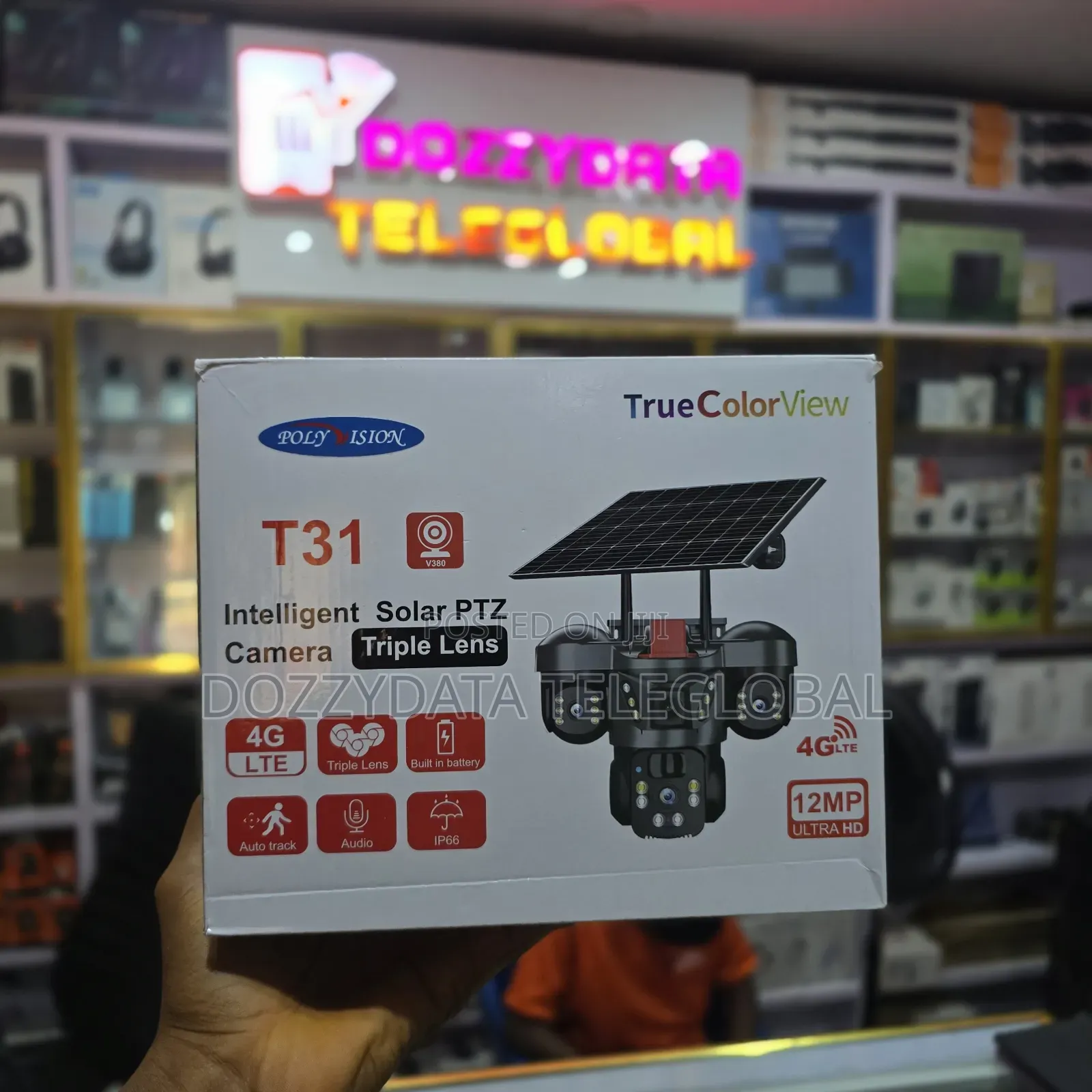 Poly Vision T31 Intelligent Solar PTZ Camera With a Triple-Lens Design