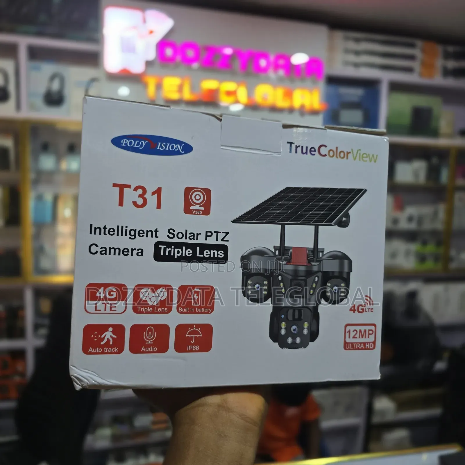 Poly Vision T31 Intelligent Solar PTZ Camera With a Triple-Lens Design