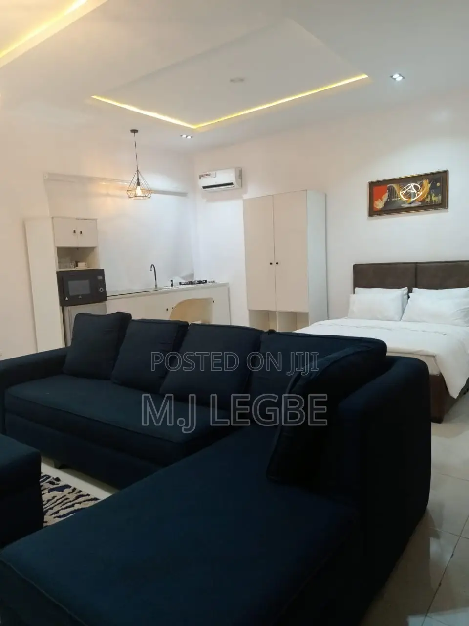 Furnished Mini Flat in Lekki Admiralty for rent