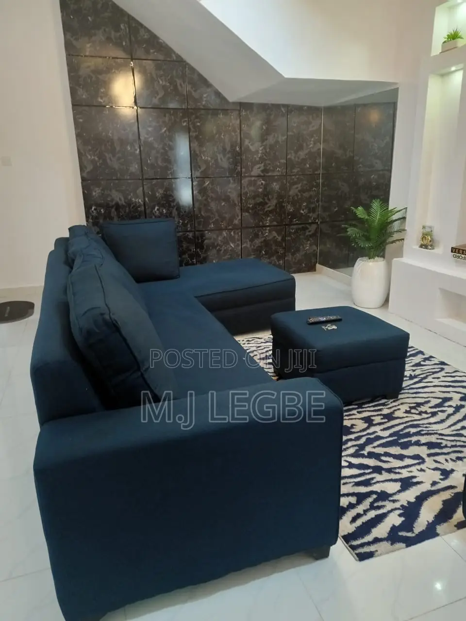 Furnished Mini Flat in Lekki Admiralty for rent