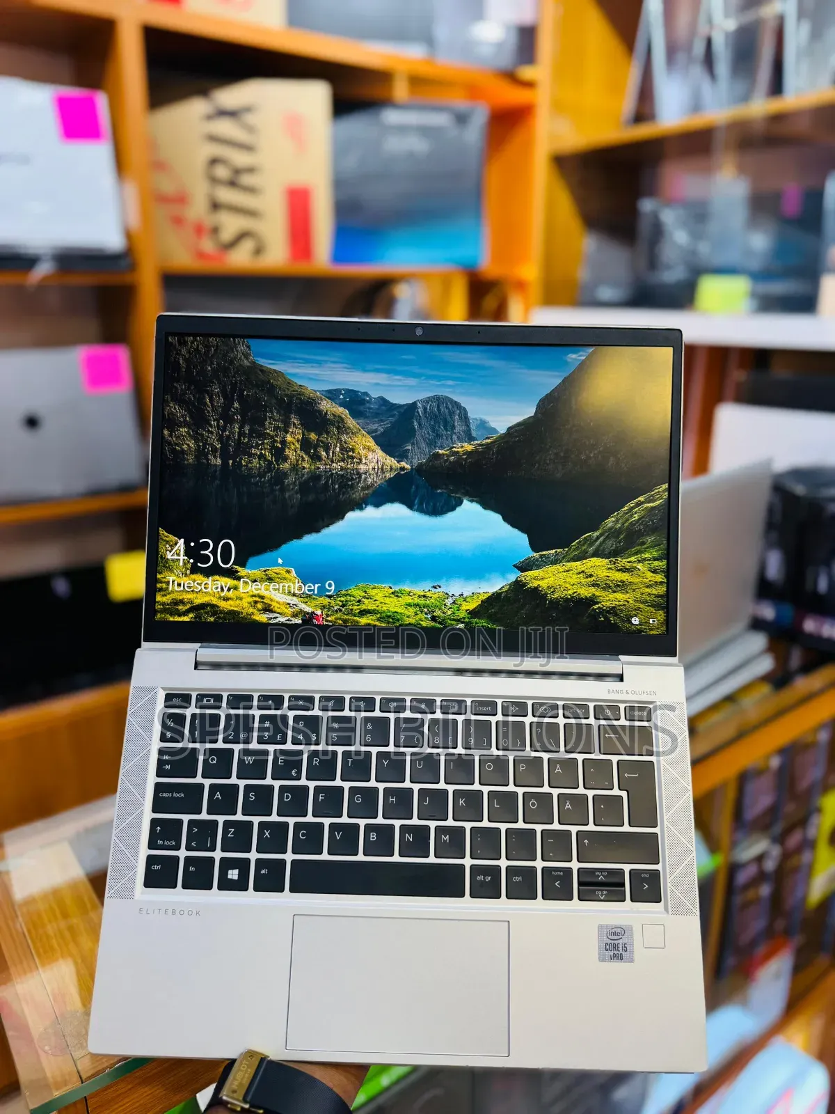 New Laptop HP EliteBook 830 G7 8GB Intel Core i5 SSD 256GB