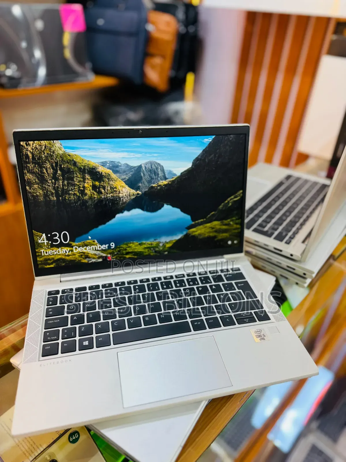 New Laptop HP EliteBook 830 G7 8GB Intel Core i5 SSD 256GB