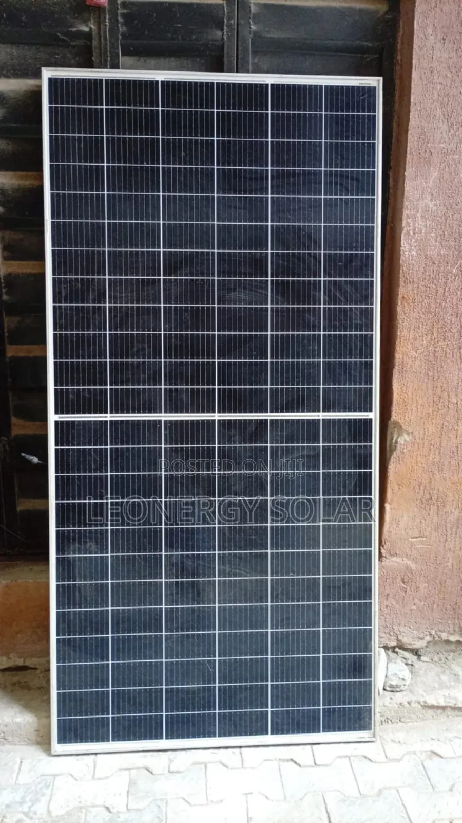 600w Ja Bi-Fical Solar Panel