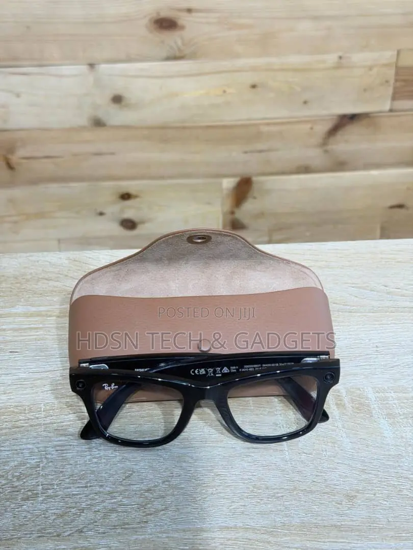 Rayban Meta Wayfarer Glasses (Gen 1) | Clear Lens