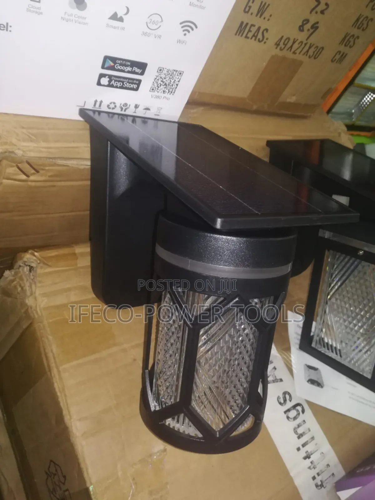Black Solar-Powered Outdoor Wall Light, Likely the Model Sw05b