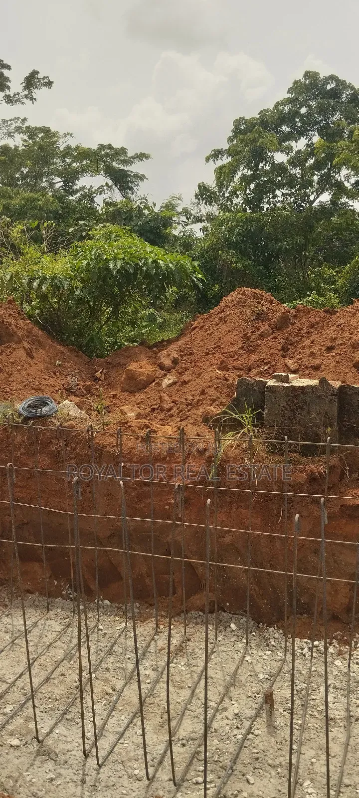 100 by 100ft for Sale Along the Newly Tarred Road