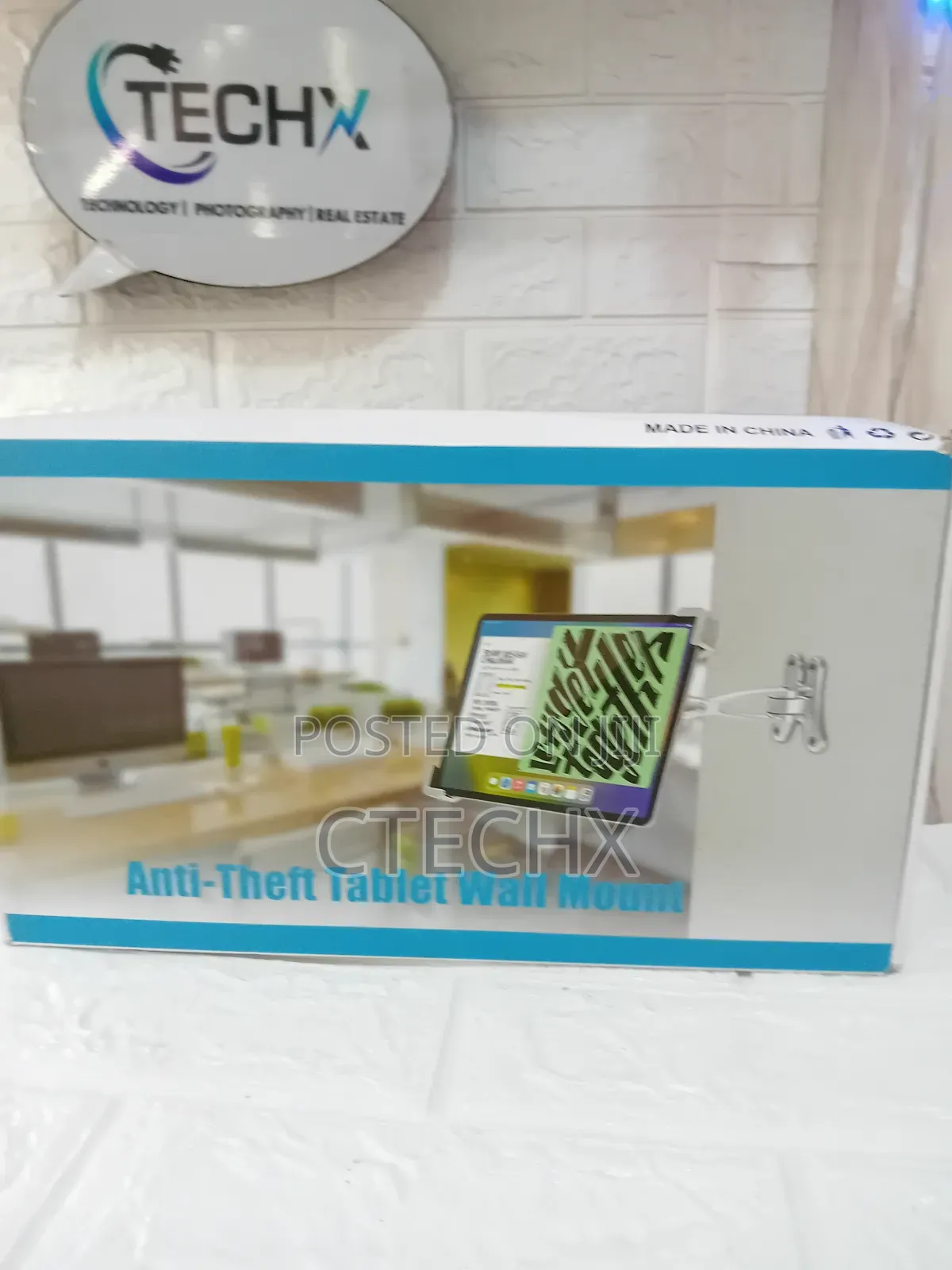 Oilcan Anti Theft Wall Tablet Stand, Lockable Tablet Wall Mount 7-14"