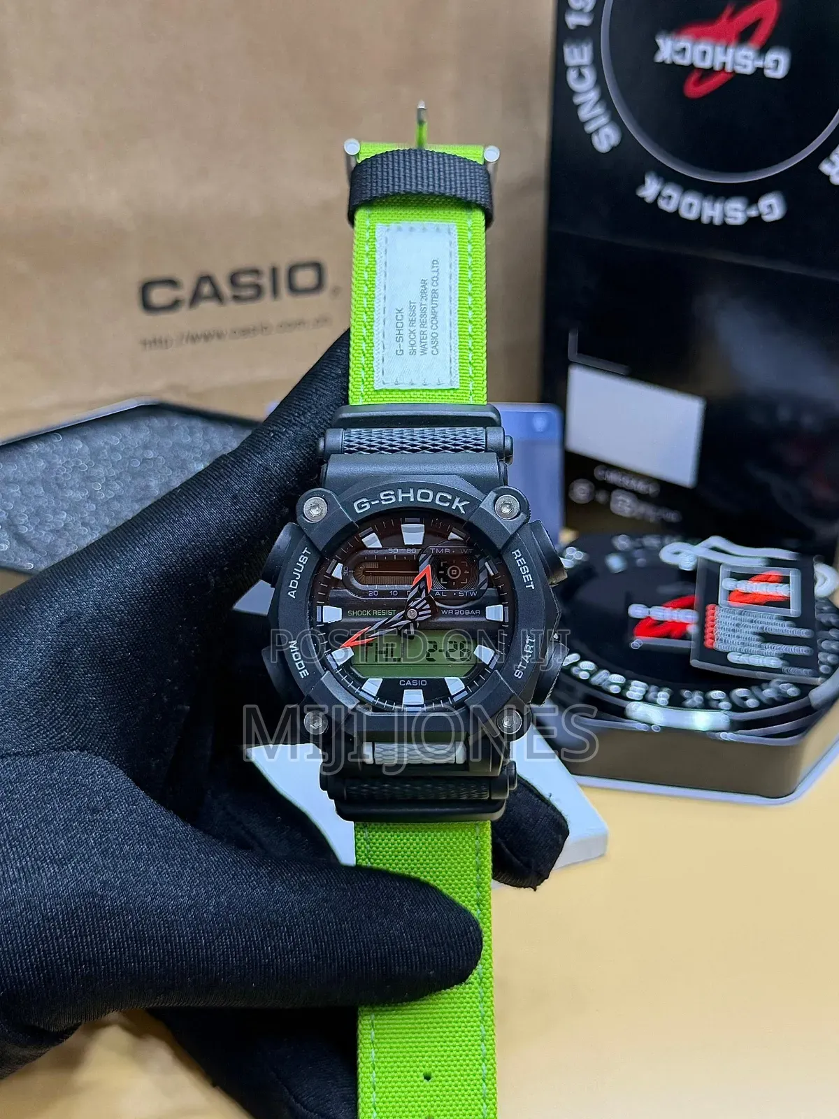 "Ga-900 Splashmaster: High Quality G-shock" 😎
