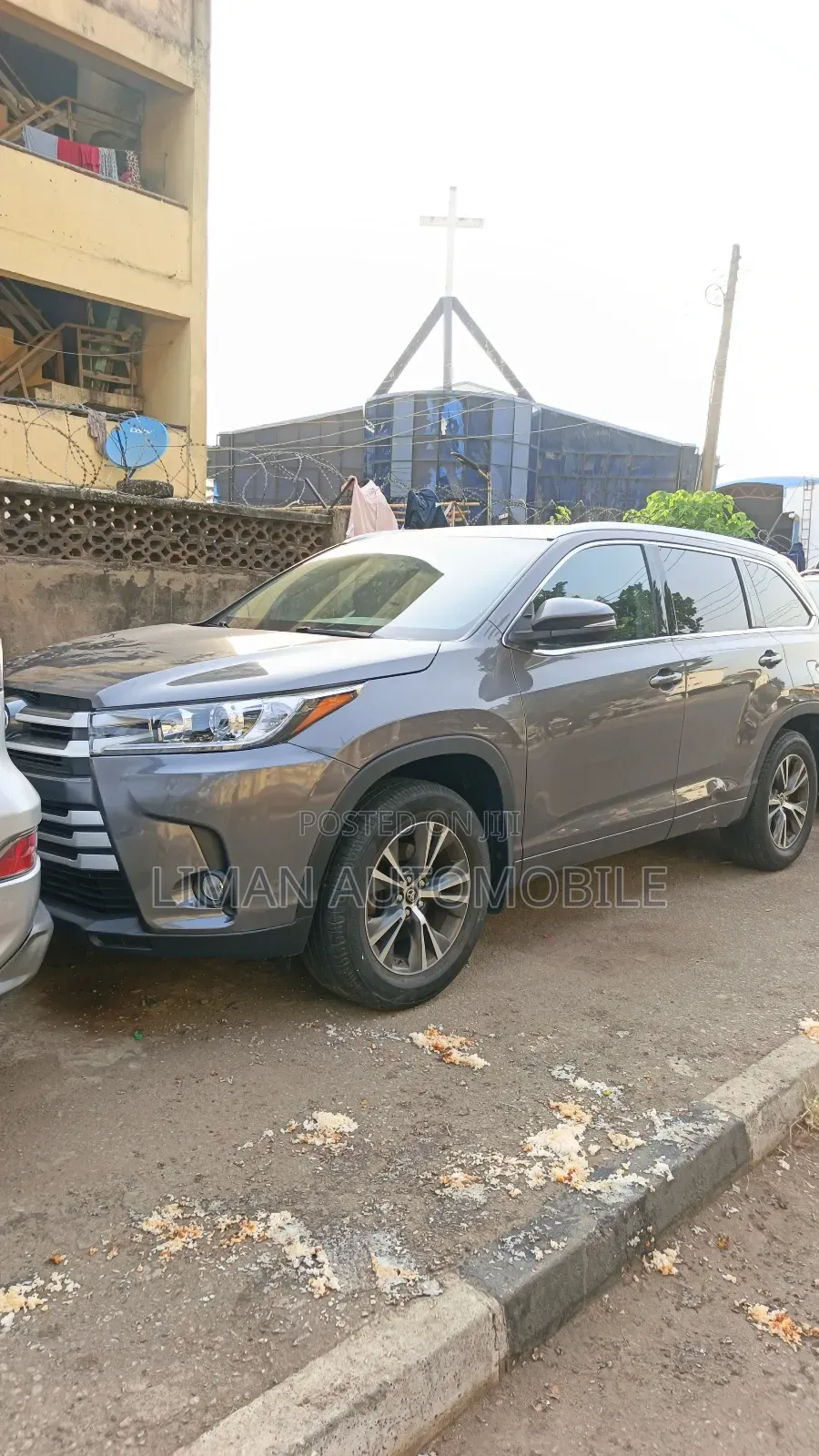 Toyota Highlander XLE 4x2 V6 (3.5L 6cyl 8A) 2017 Gray