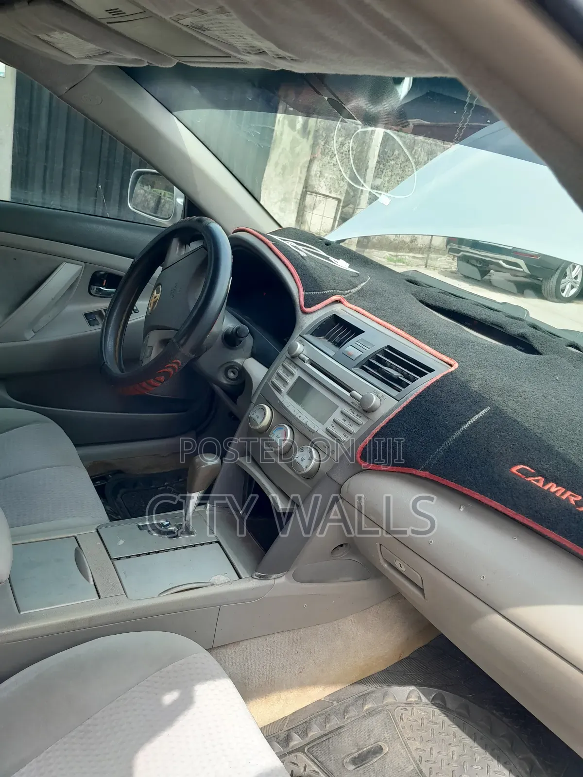 Toyota Camry 2010 Silver