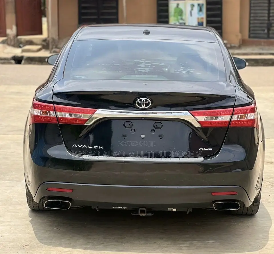 Toyota Avalon XLE 4dr Sedan (3.5L 6cyl 6A) 2014 Black